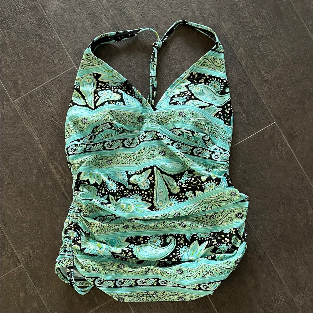 Croft & Barrow Kids One Piece in Green and Black Paisley
